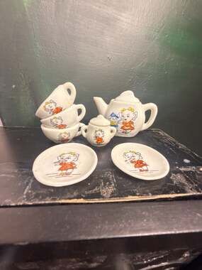 Vintage Handpainted Ceramic Elephant Child's Miniature Tea Set Made In Japan